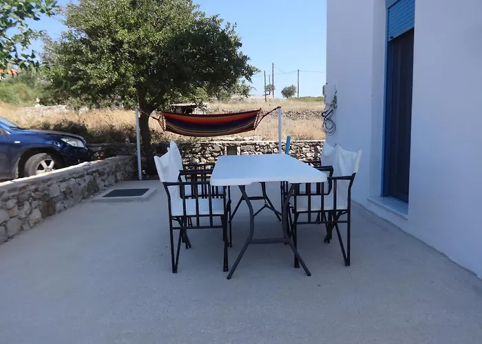 Eureka Apartment Kythira Town