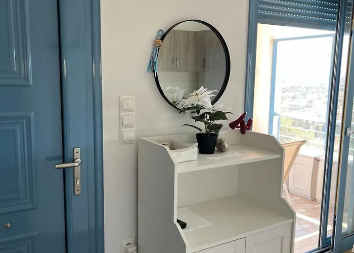 Eureka * Kythira Town